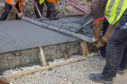4 Common Varieties of Screeds for Your Concrete Project | Maxwell